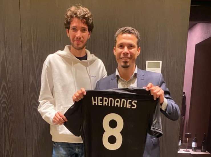 Hernanes Sale