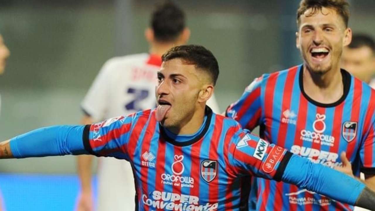 https://www.seried24.com/wp-content/uploads/2024/08/Catania-De-Luca.jpg