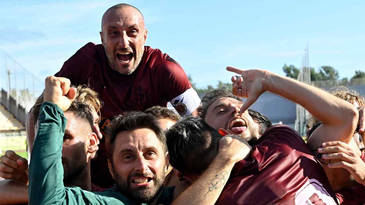 https://www.seried24.com/wp-content/uploads/2024/09/livorno-esultanza-ok-1.jpg