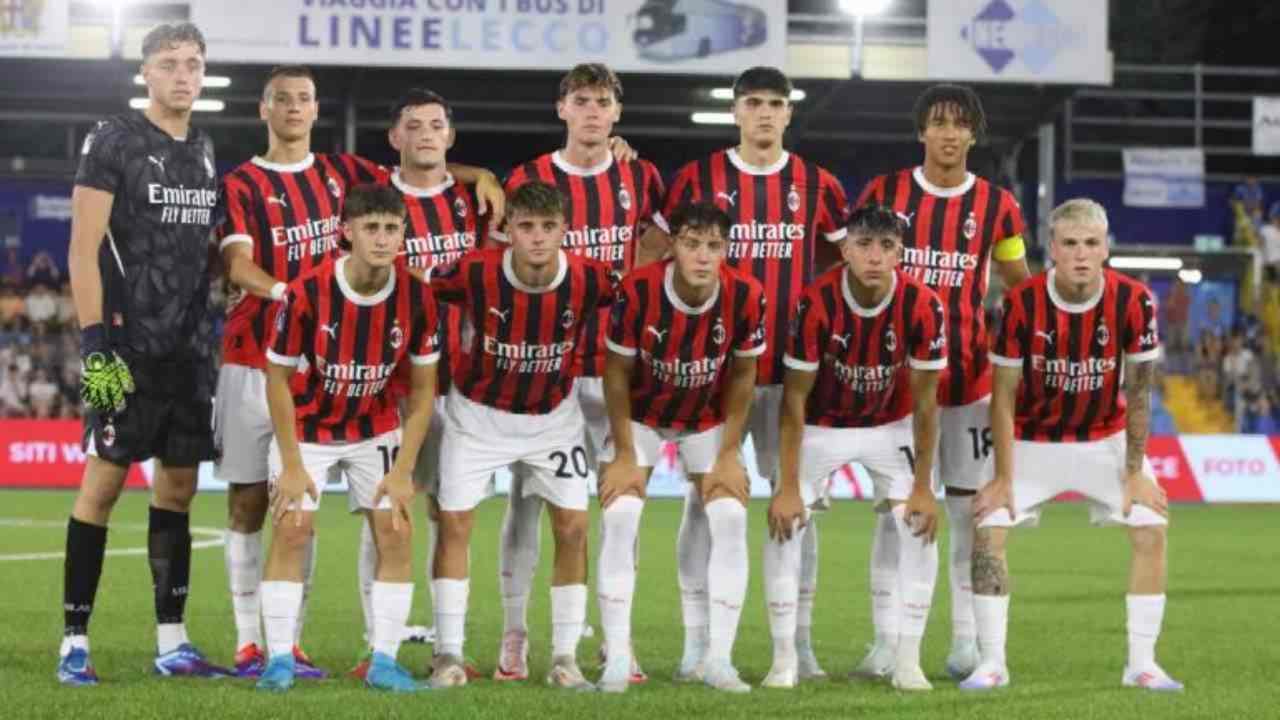 https://www.seried24.com/wp-content/uploads/2024/10/Milan-Futuro-squadra-imago-www.lacasadic.com_.jpg