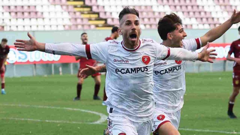 Fonte: Facebook Reggina1914/Lillo D’Ascola